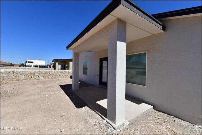 Building Photo - 7913 Mitzie Ram Pl