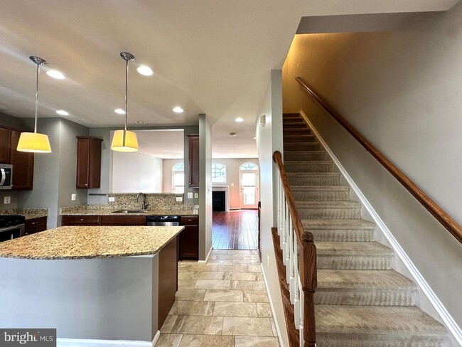 Building Photo - 42457 Malachite Terrace