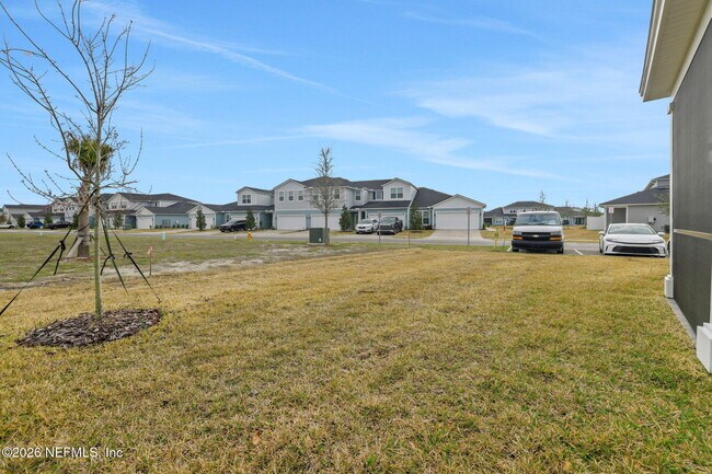 Building Photo - 365 Cherry Elm Dr