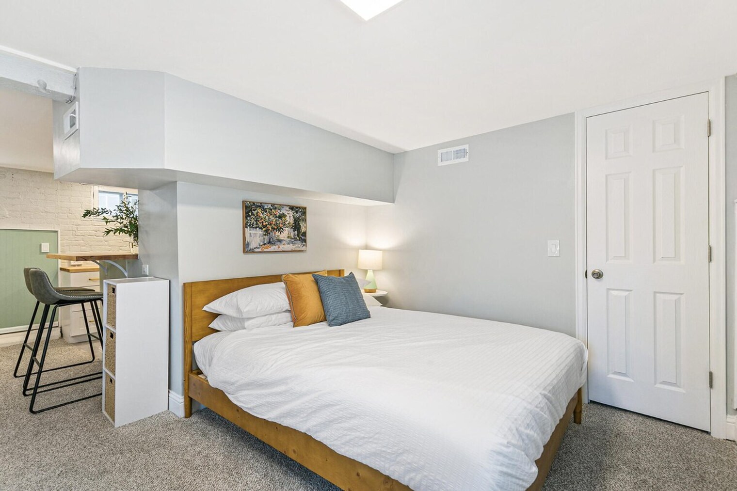 Building Photo - 2619 E 12th Ave