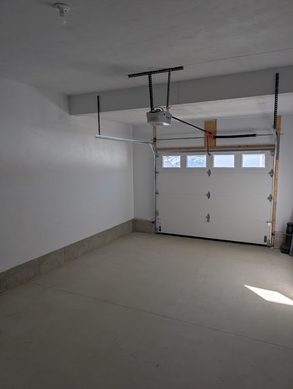 Building Photo - 778 S Main St