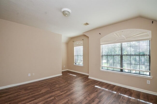 Building Photo - 1202 Ancrum Hill Ln