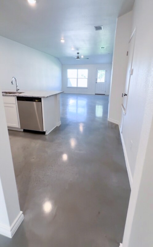 Building Photo - 1146 Lindsey Dr