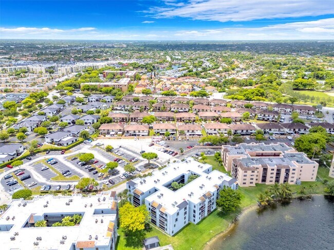 Building Photo - 12239 SW 14th Ln