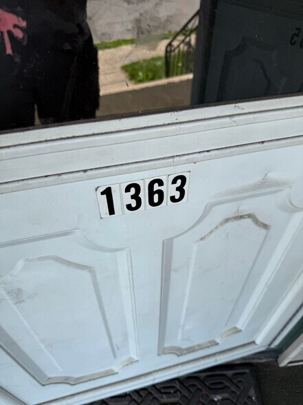 Primary Photo - 1363 Capouse Ave