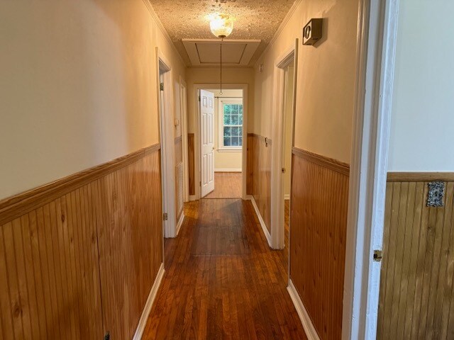 Building Photo - 111 Todd Cir