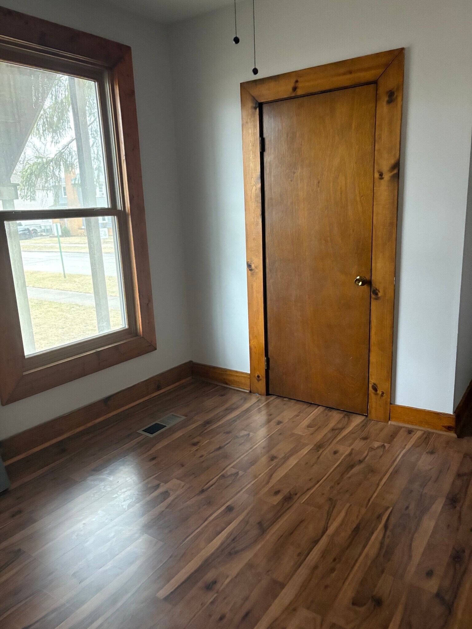bedroom 1 - 18321 Morris Ave