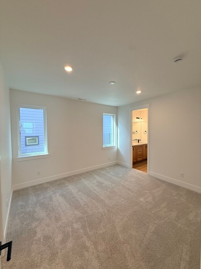 Building Photo - Brand New Home Located in Wine Country! Community Pool & Fitness Center (coming soon!)