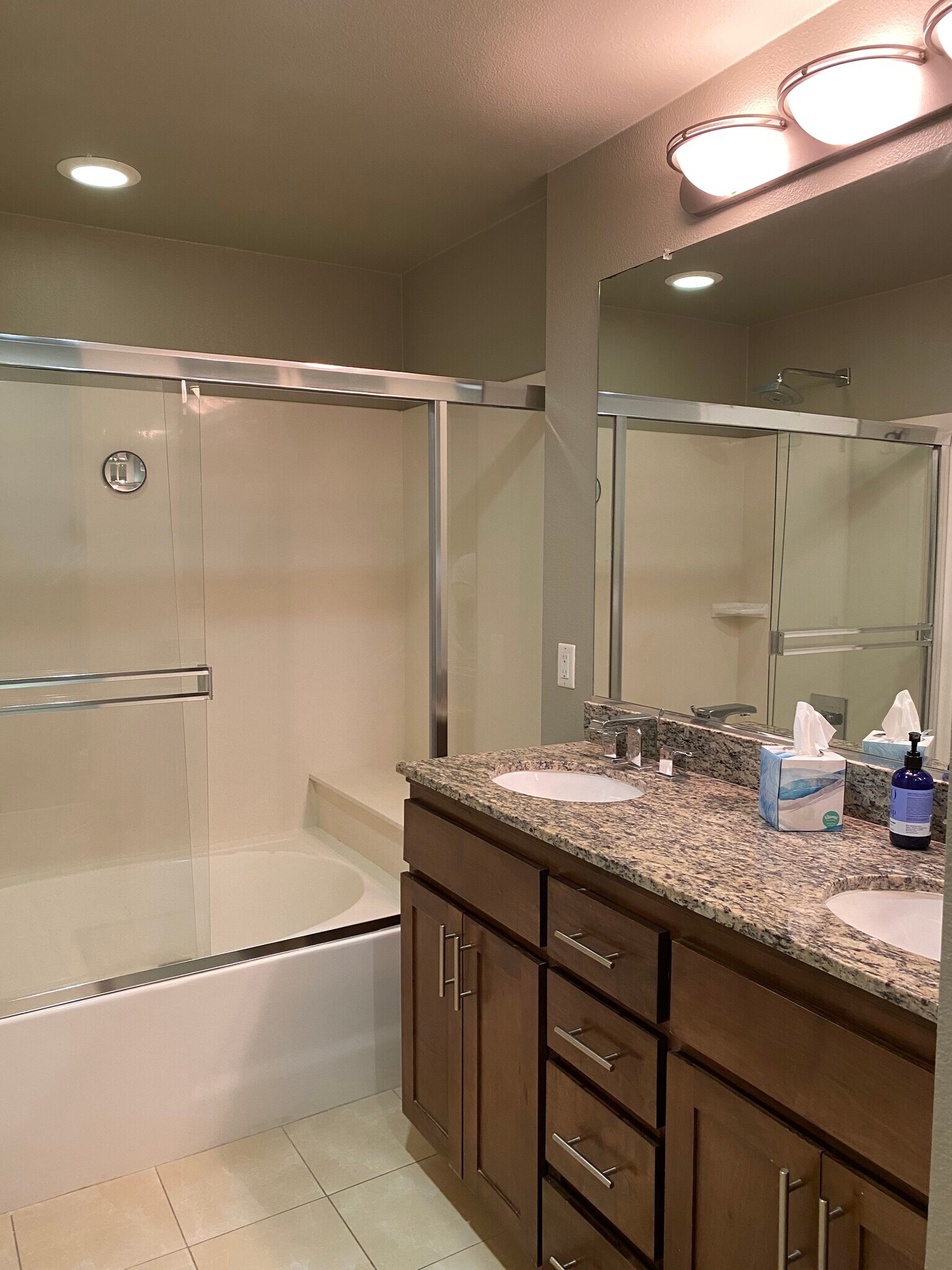 MASTER BEDROOM - 21301 Erwin St