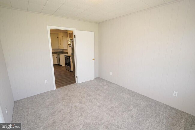 Building Photo - 14880 Concord Rd