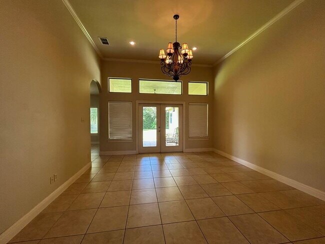 Building Photo - 3335 Hagen Lp