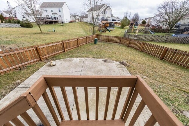 Building Photo - 5609 Blandon