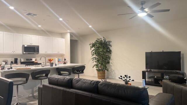 Building Photo - 82900 Temescal Cyn Dr