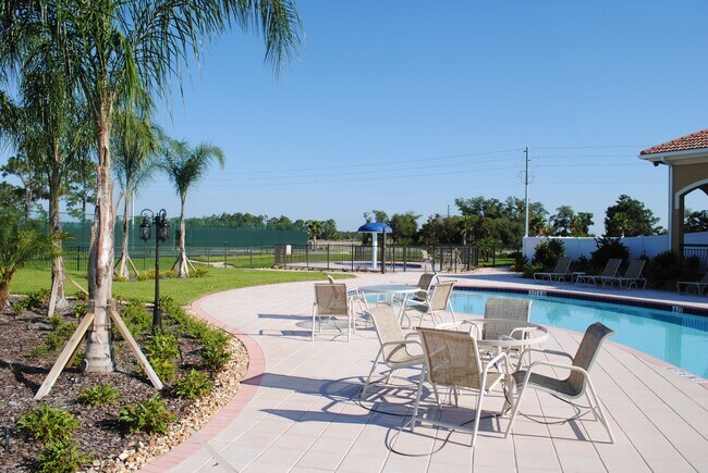 Building Photo - 1307 Clove Dr