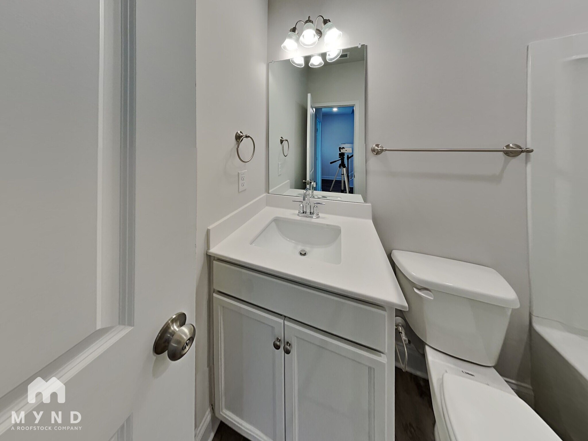 Building Photo - 71 Dew Drop Ln