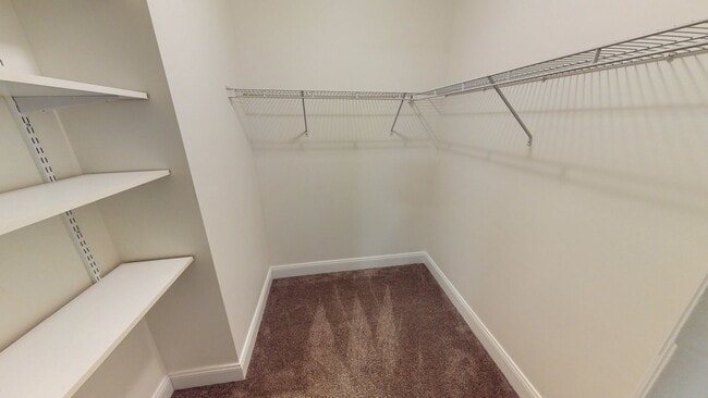 Building Photo - 2 Bed / 1.5 Bath Townhouse for Rent in Monaca, PA!