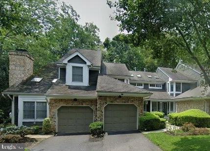 Primary Photo - 45 Coriander Dr