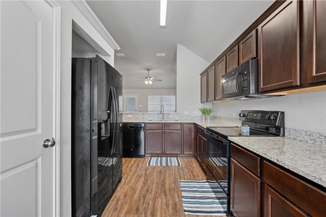 Building Photo - 3/2 Near Baylor