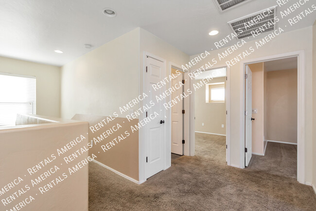 Building Photo - 2778 W Leafwing Dr