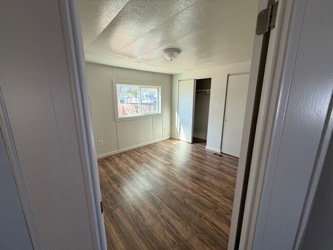 Building Photo - 2308 Airport Rd