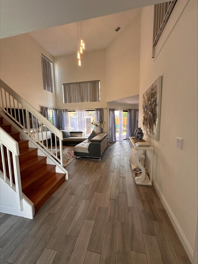 Building Photo - 1728 Shoreside Cir