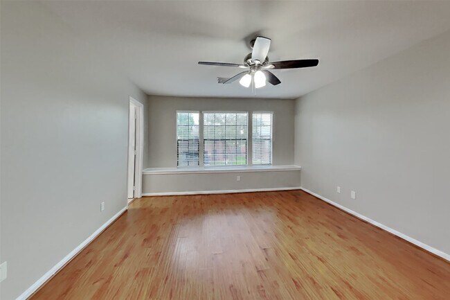 Building Photo - 3723 Hidden Brook Ln