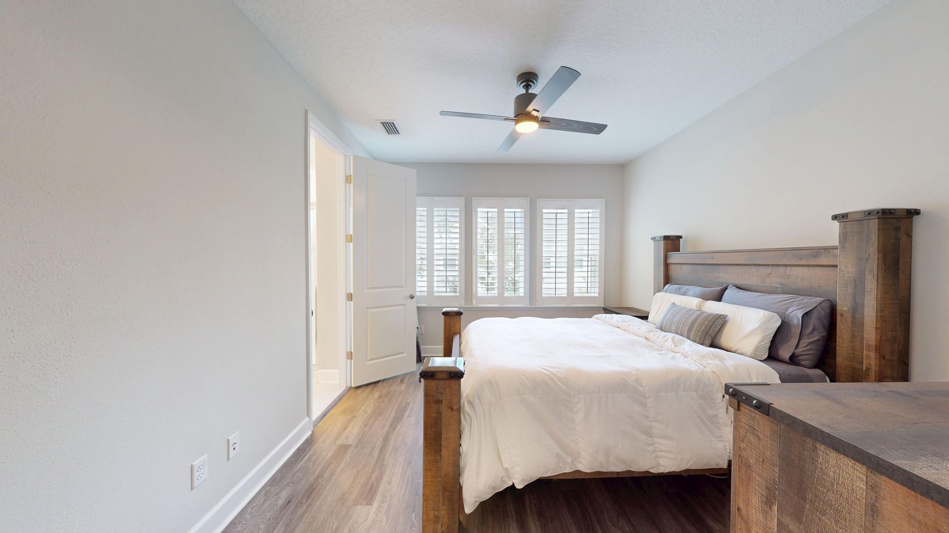 Building Photo - 11473 Surfline Ct