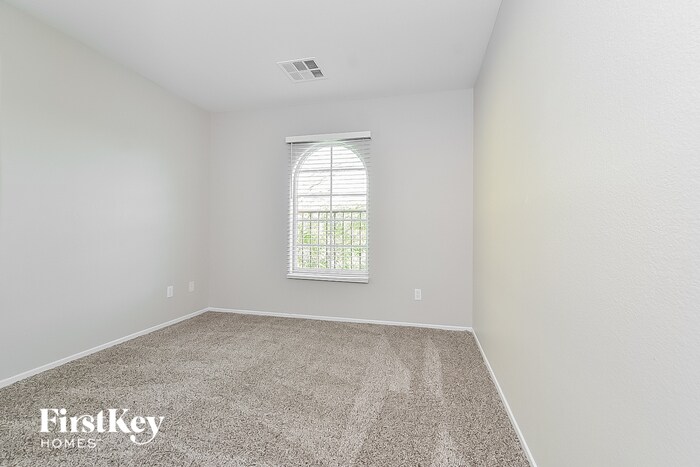 Building Photo - 10737 Noble Mesa Ave