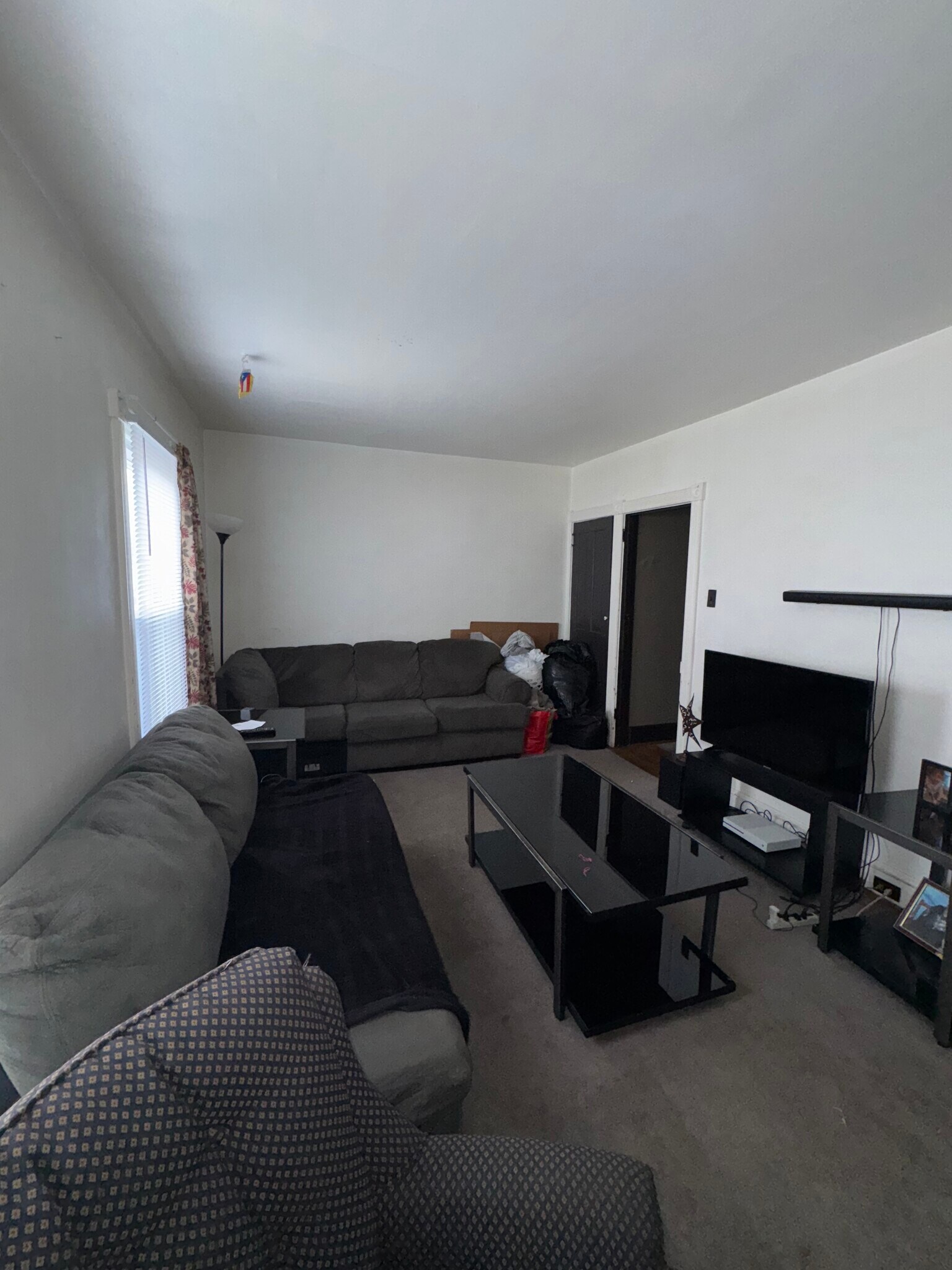 Building Photo - 112 Webster Ave