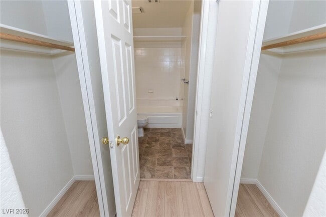 Building Photo - 5072 S Rainbow Blvd