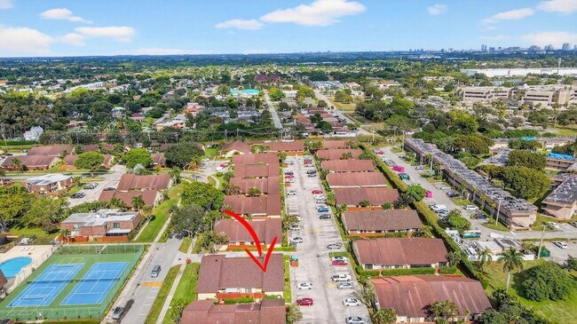 Building Photo - 484 Springdale Cir