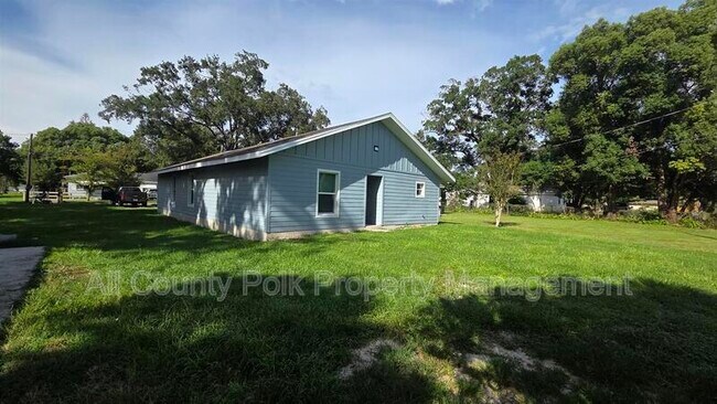 Building Photo - 1130 W Marjorie St