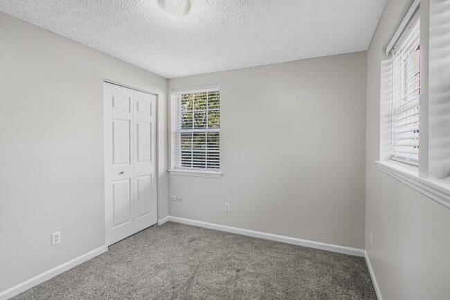 Building Photo - 103 Bridgedale Ct