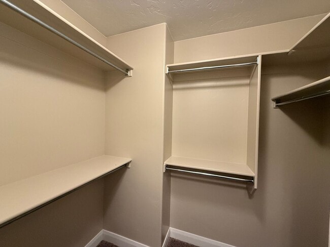 Building Photo - Townhome in Casitas at Hidden Valley with ...