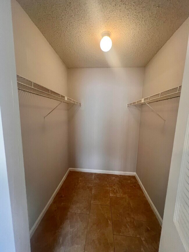 Building Photo - 1500 N Congress Ave