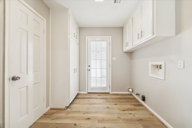 Building Photo - 1502 Big Horn Dr