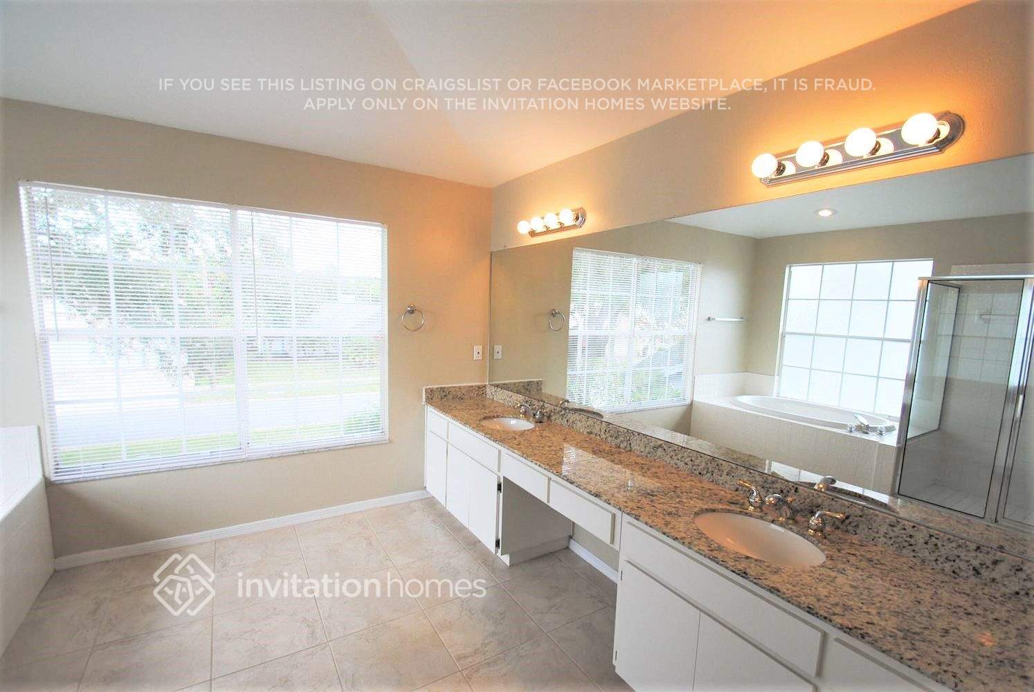 Building Photo - 11424 Glenmont Dr