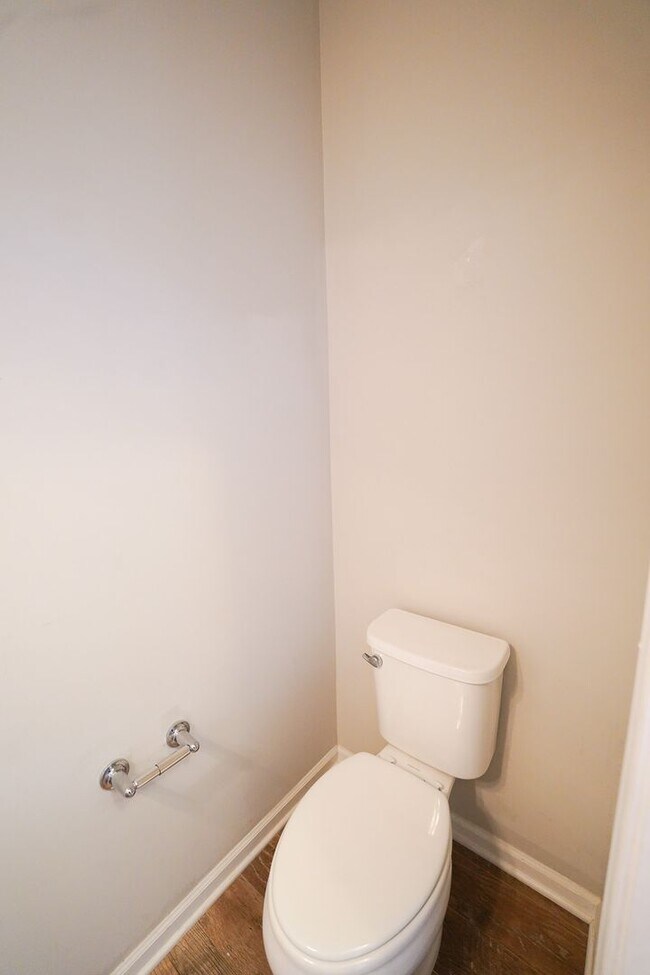 Building Photo - Coming Available!