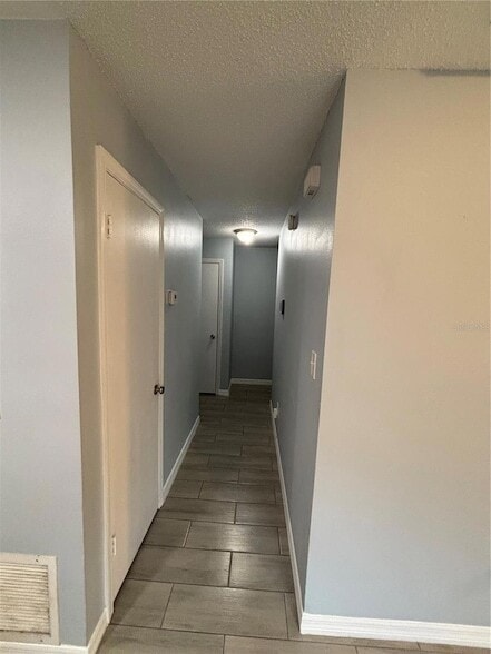 Building Photo - 151 Stefanik Rd