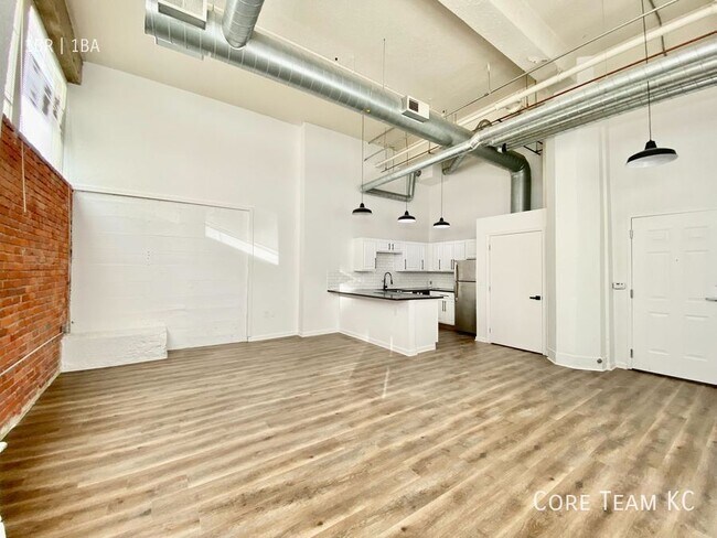 Building Photo - 934 Broadway Blvd