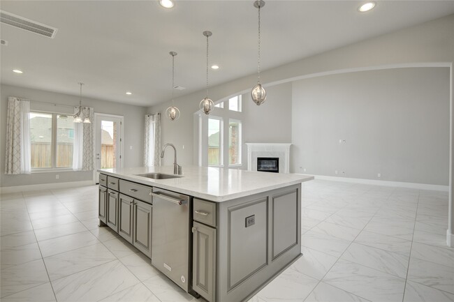 Building Photo - 26510 Crimson Bluff Ln