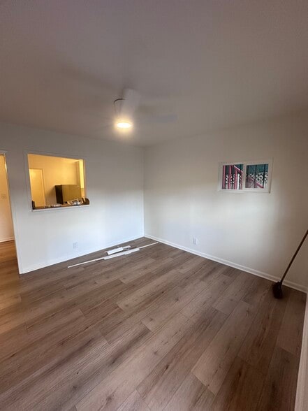 Building Photo - 5123 Marathon St