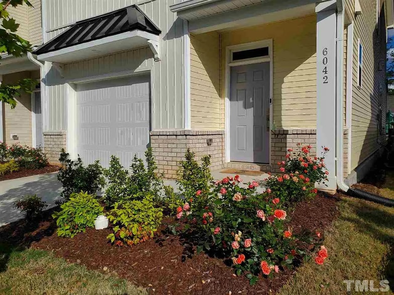 Building Photo - 6042 Beale Loop