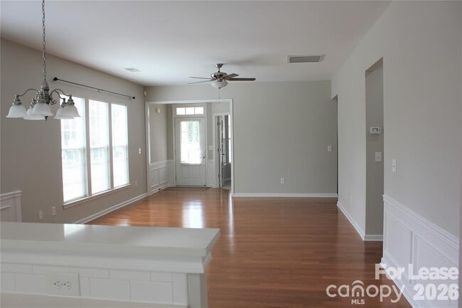 Building Photo - 17534 Hawks View Dr