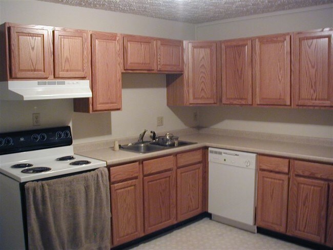 Building Photo - 350 E 12th Ave