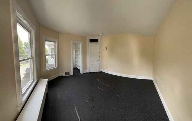 2nd fl front bdrm - 9 Hickok Pl
