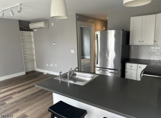 Building Photo - 116 Washington St