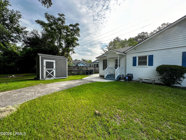 Building Photo - 1403 Greene St