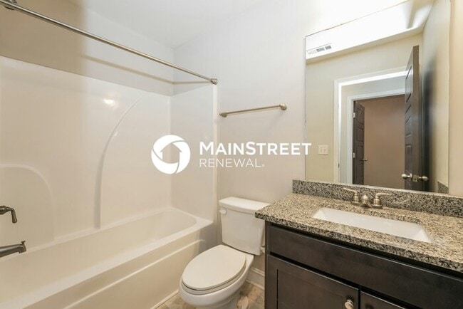 Building Photo - 5 Bedroom Pet-Friendly Home in Lawrenceville, GA with Main Street Renewal