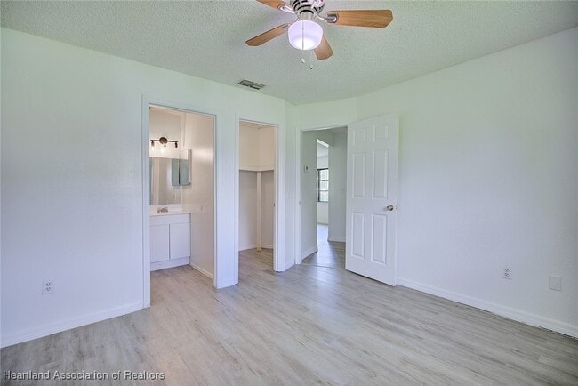 Building Photo - 640 Placid Lakes Blvd